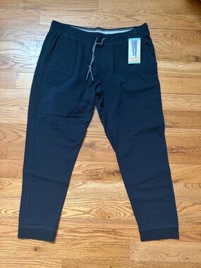 Men’s Black Jogger Pants